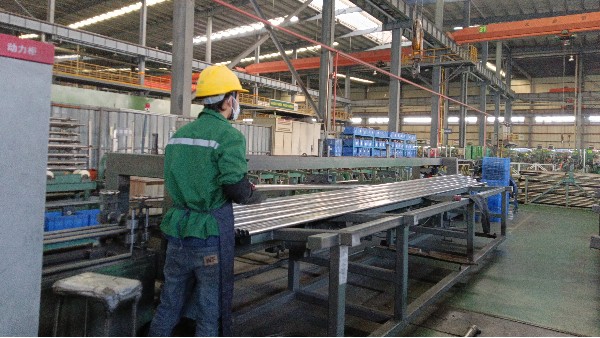 不銹鋼裝飾管和無(wú)縫管的區(qū)別是什么