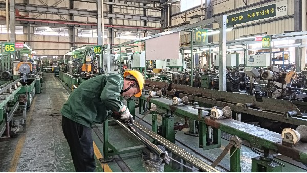 不銹鋼焊管勝無縫，換熱器選材揭秘！